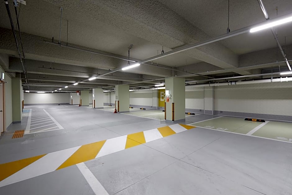 Sokcho Chonpines Beach Hotel