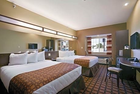 1 Queen Bed Studio Suite Non-Smoking