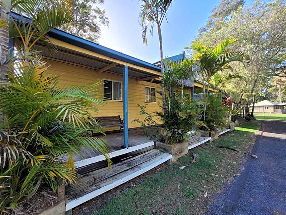 Lani's Holiday Island