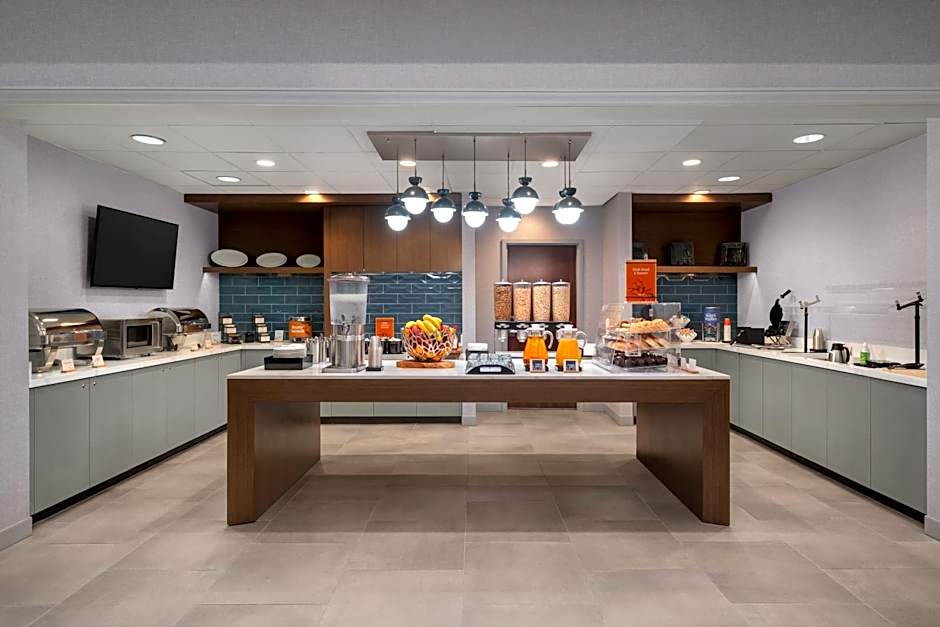 Homewood Suites By Hilton Fresno