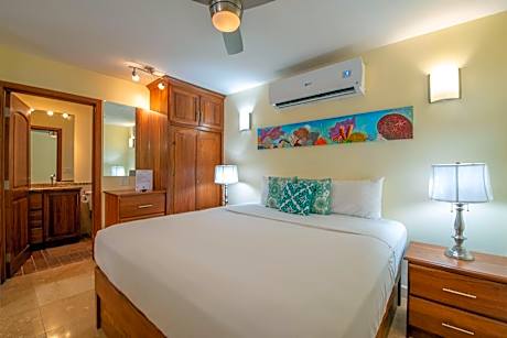 King Studio with Sofa Bed