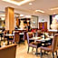 The Grand Puteri Hotel