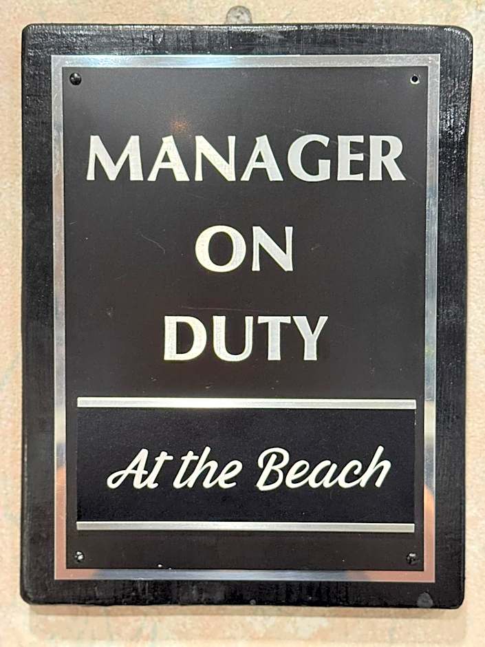 Hole Inn the Wall Hotel - Fort Walton Beach - Sunset Plaza - near Beaches & Hurlburt