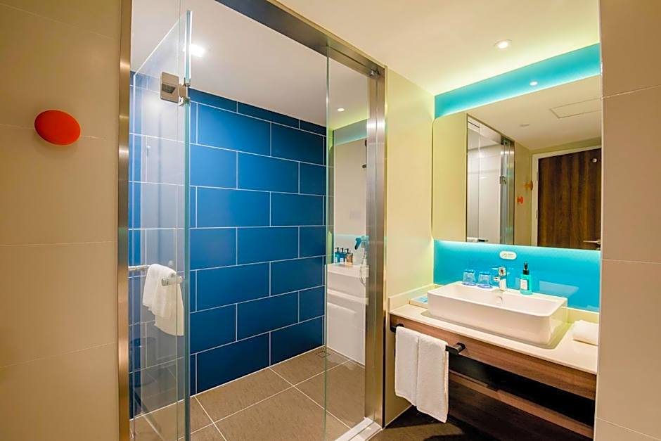 Holiday Inn Express Yinchuan Downtown, an IHG hotel