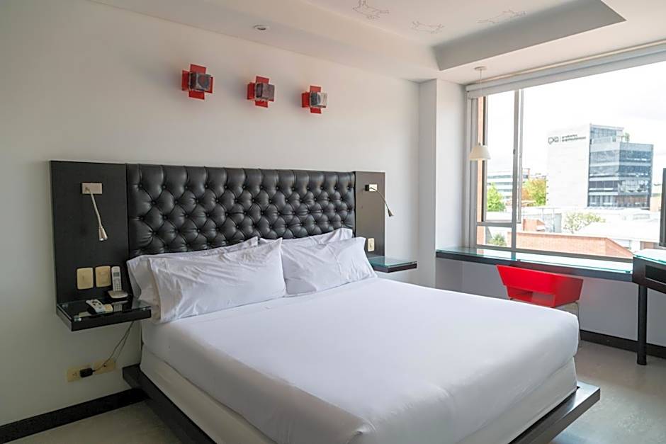 Hotel 104 Art Suites