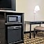 Super 8 by Wyndham Decatur/Lithonia/Atl Area