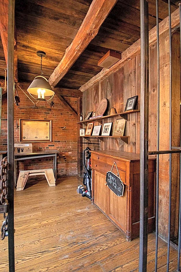 Country Squire inn and suites