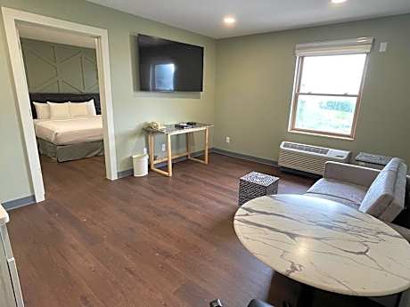 One-Bedroom Suite