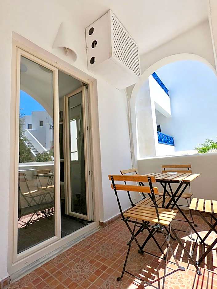 Anny Studios & Rooms Perissa Beach