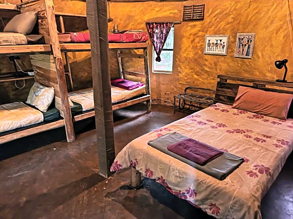 Joy River Backpackers