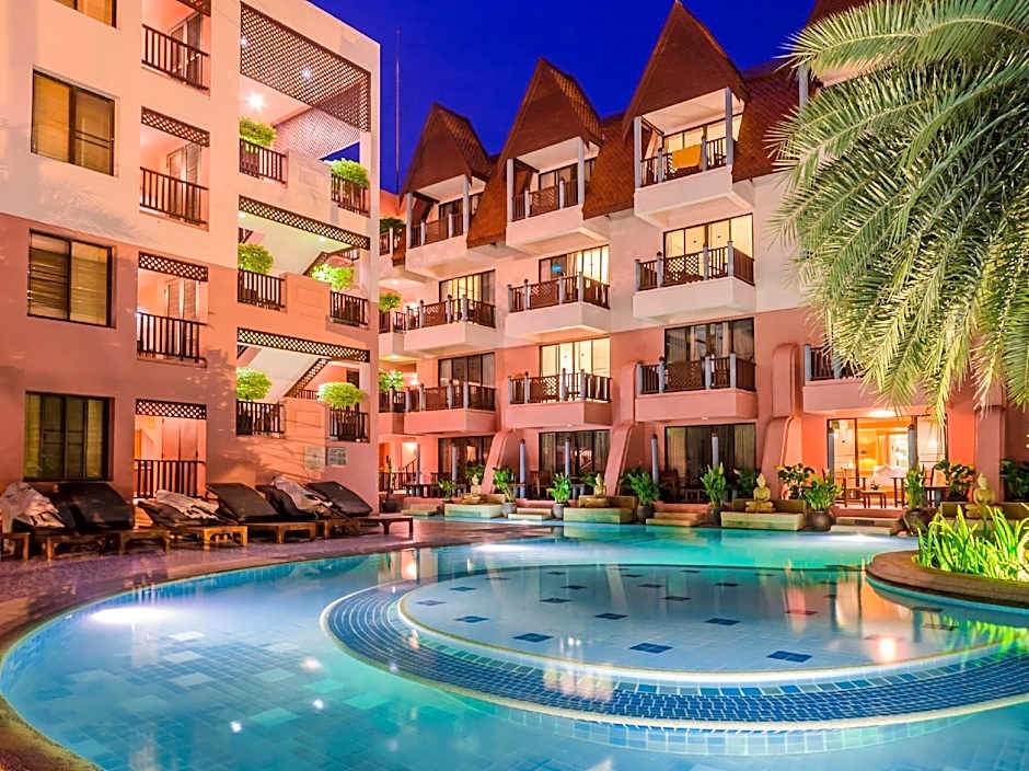 Seaview Patong Hotel