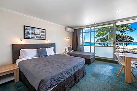 Seaview Twin Room