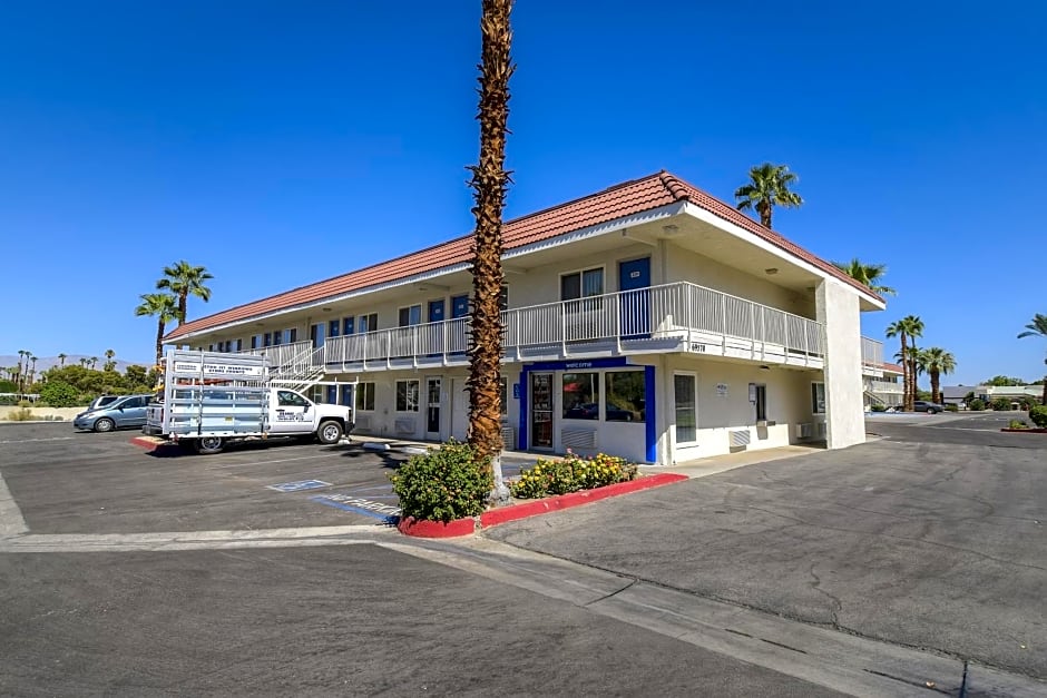 Motel 6 Rancho Mirage, CA - Palm Springs