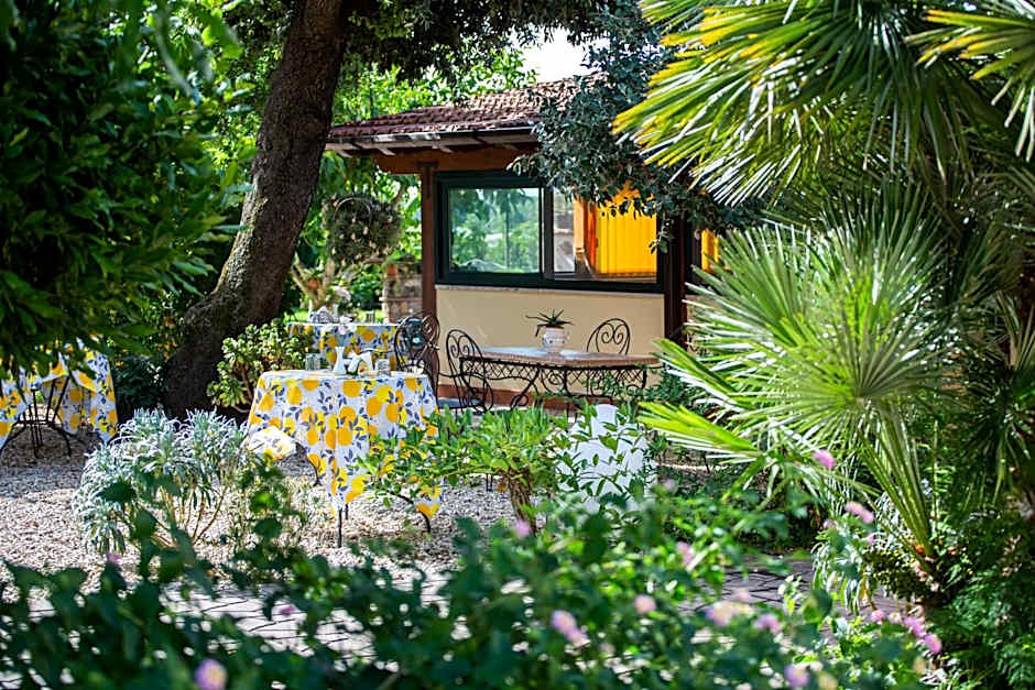 I Lecci Guesthouse