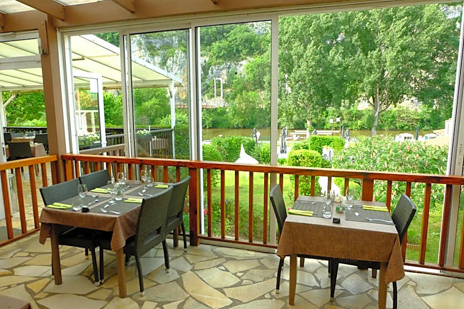 Hotel Restaurant Les Falaises