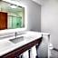 Holiday Inn Express And Suites Junction By IHG