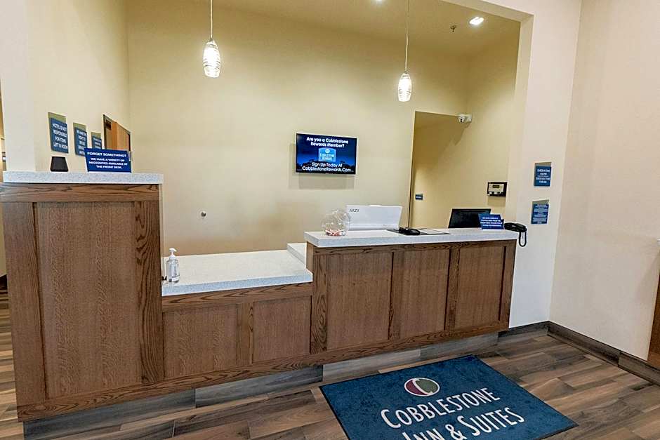 Cobblestone Inn and Suites Sheldon
