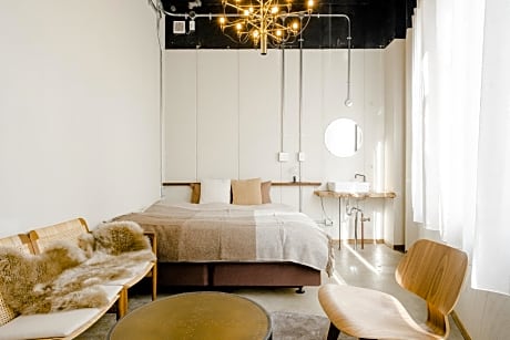 Deluxe King Bed Room