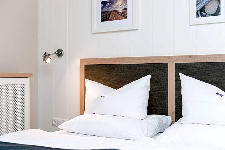 LOEV - VELA Hotels