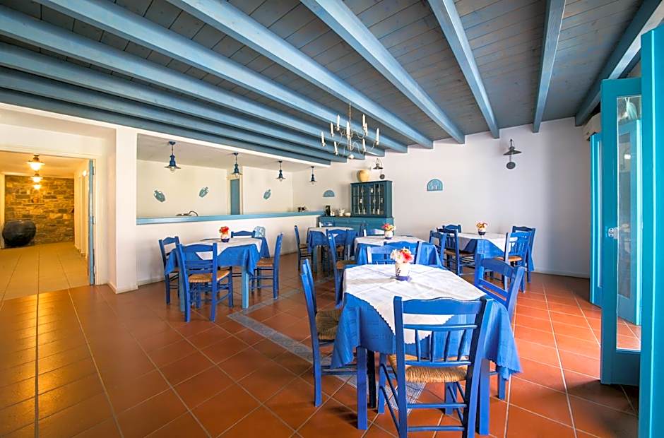 Kerame Studios & Apartments