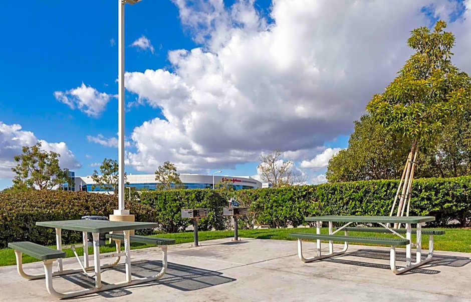 Extended Stay America Suites - Orange County - Irvine Spectrum