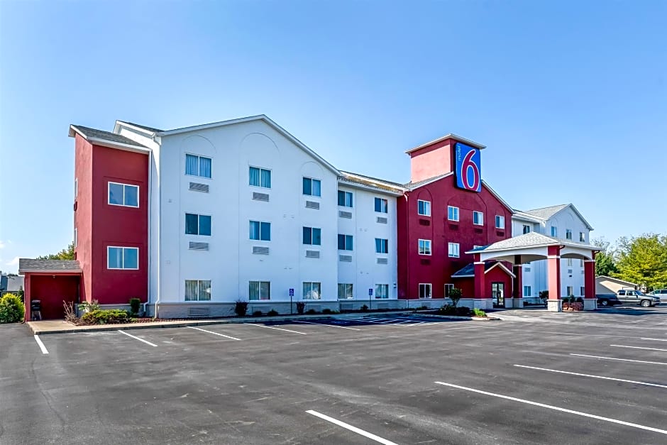 Motel 6 Indianapolis, IN - Southport Indianapolis | Bookonline.com