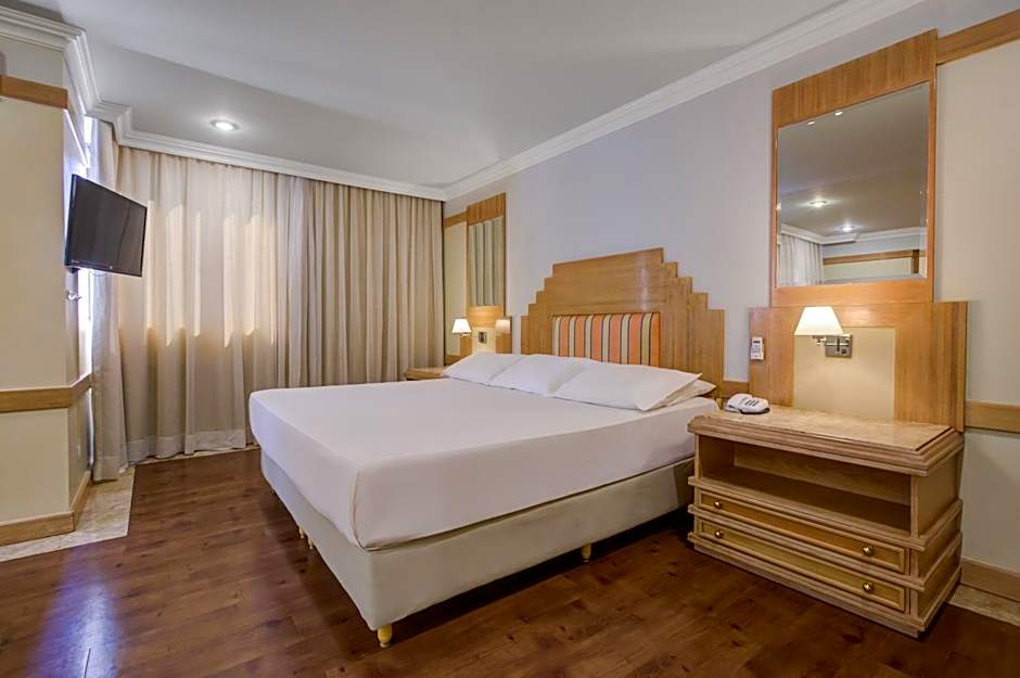 Slaviero Londrina Flat