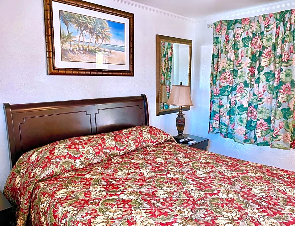 Glades Motel - Naples