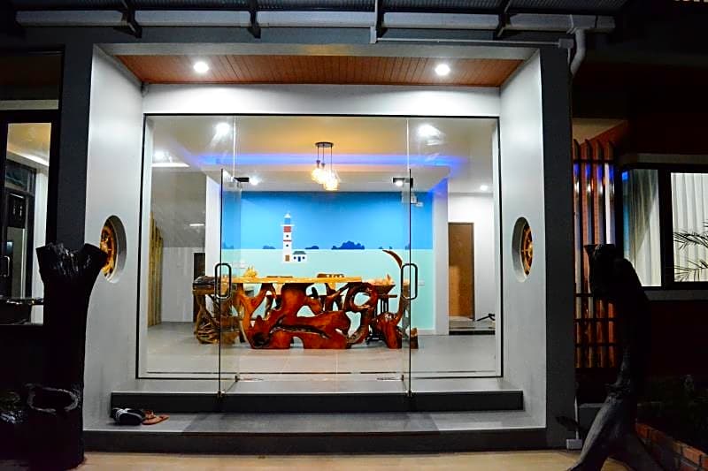 krabi lighthouse @ aonang