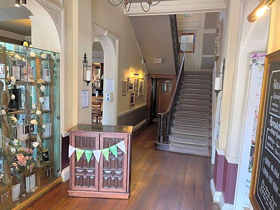 Manor Hotel by Greene King Inns