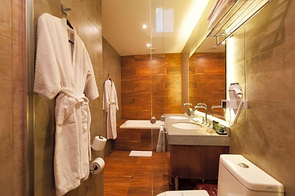 Inti Punku Machupicchu Hotel & Suites