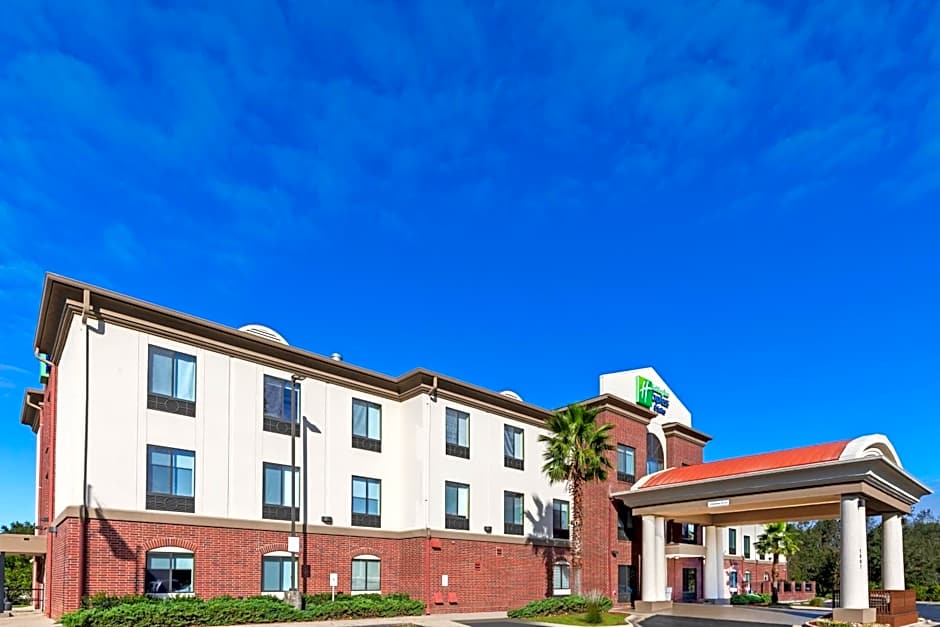Holiday Inn Express Hotel & Suites Picayune By IHG