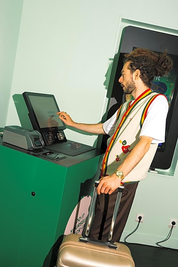 Qbic Hotel WTC Amsterdam