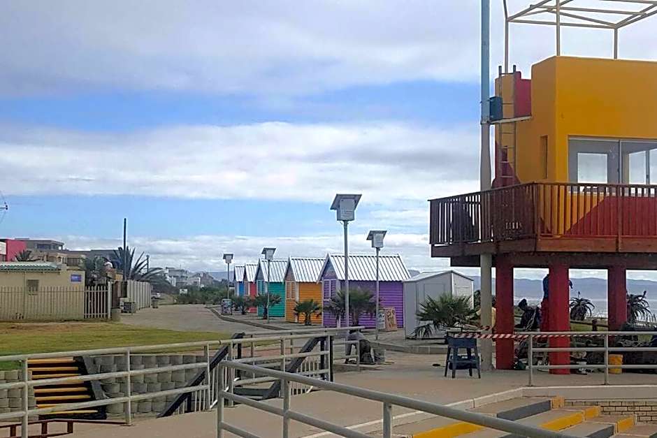 Jeffreys Bay - Life on the Canals