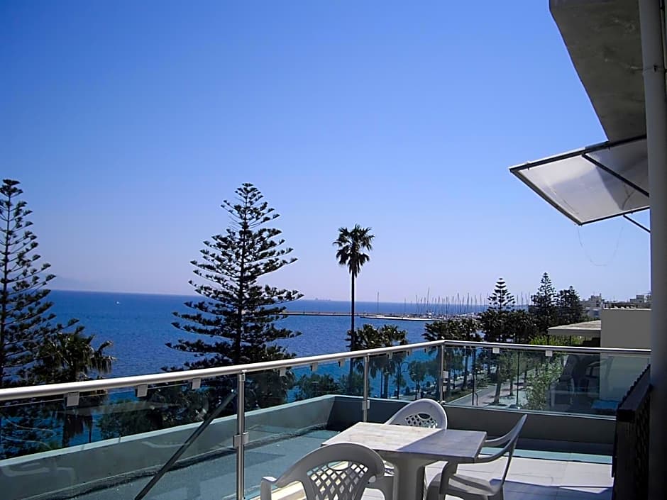 Bristol Sea View Apartments