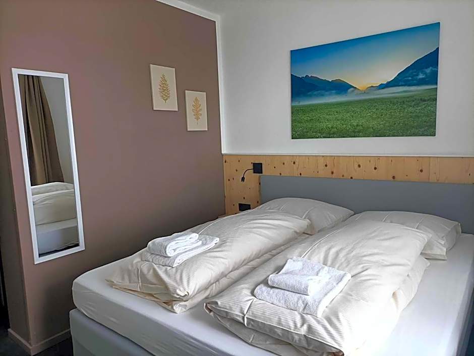 Pension & Ferienwohnungen Haus Edelweiß