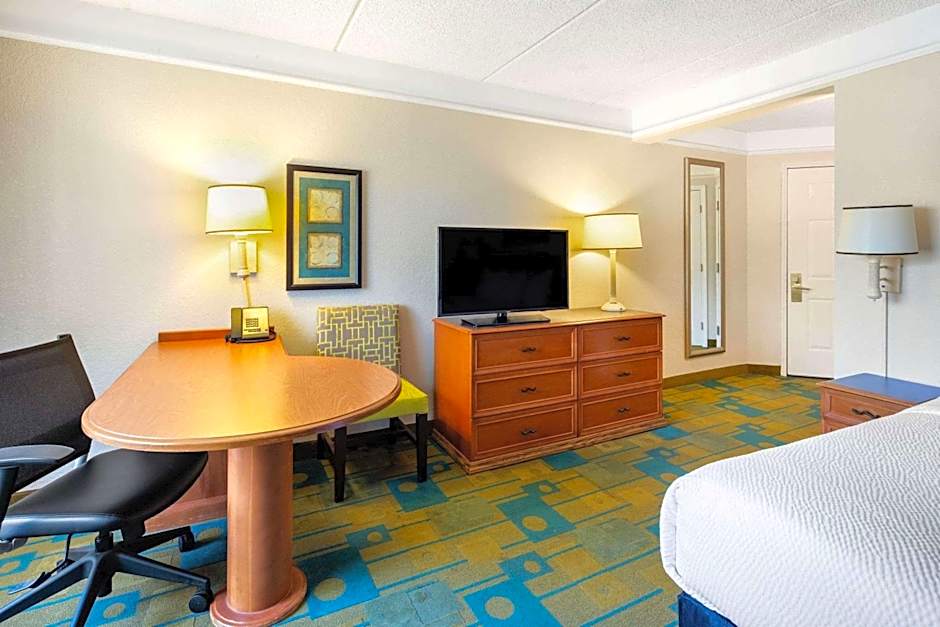 La Quinta Inn & Suites by Wyndham Fort Lauderdale Plantation