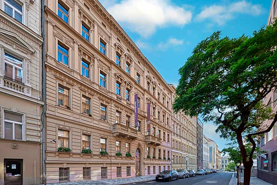 Aparthotel Rimska 14