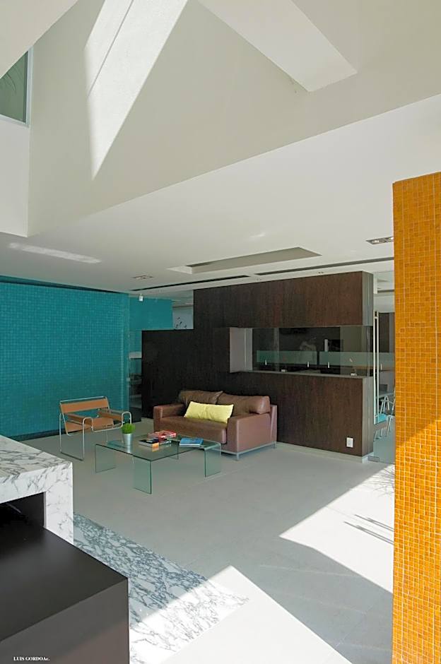 Nu Hotel