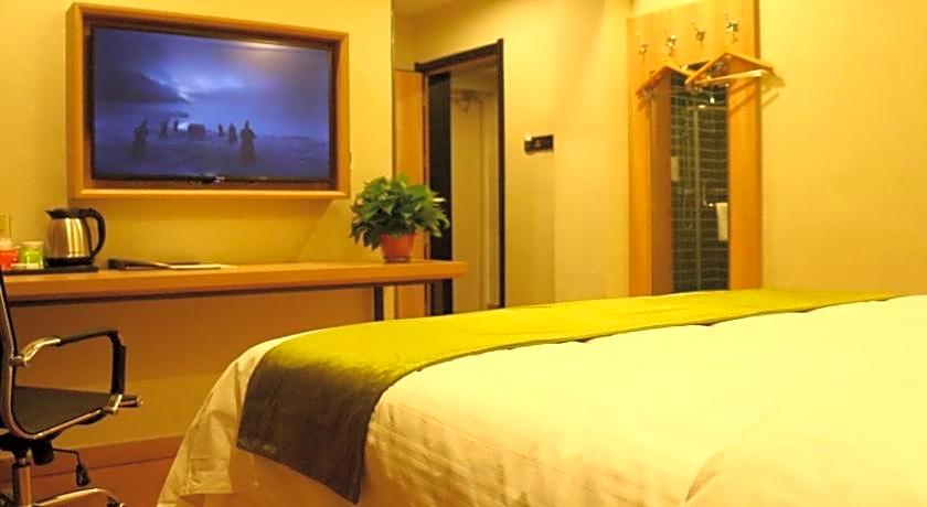 GreenTree Inn Heze Cao County Railway Station