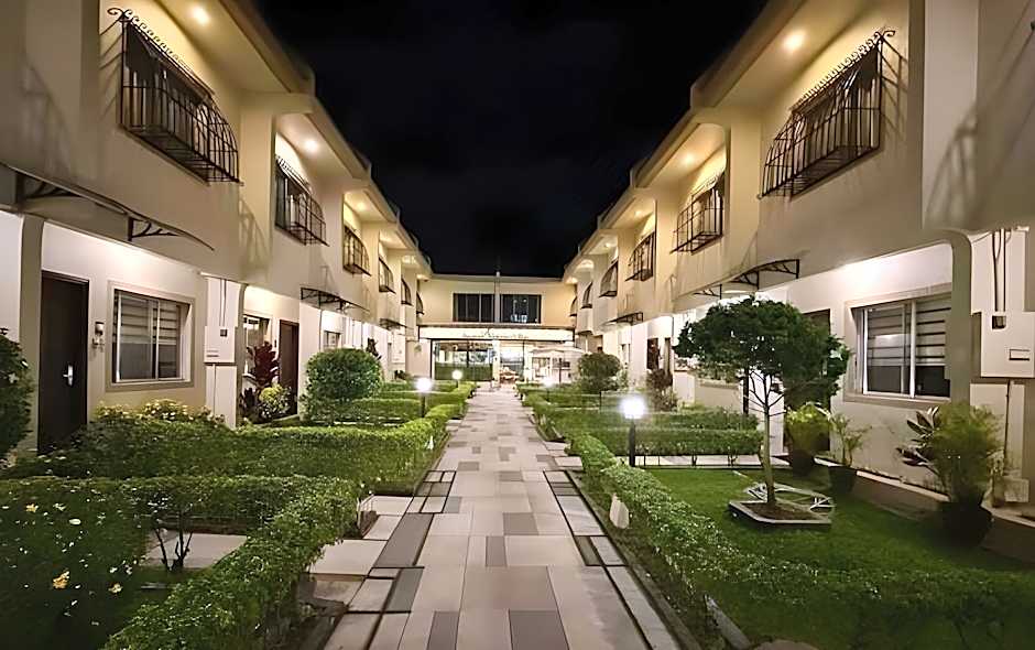 Baguio Holiday Villas