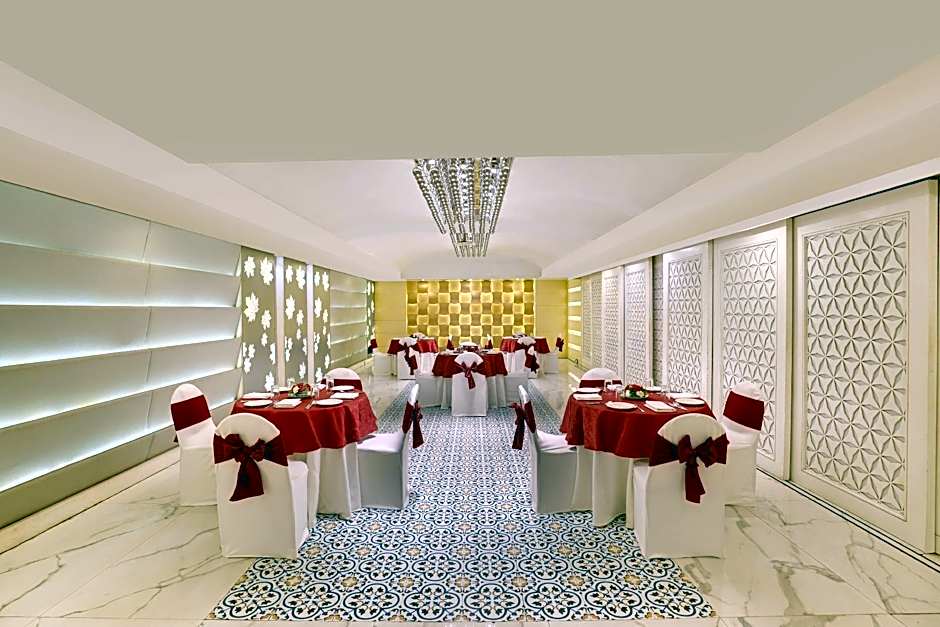 LEMON TREE HOTEL CENTRE POINT JAMSHEDPUR