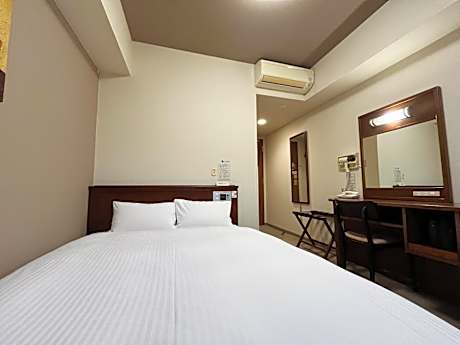 Double Room with Small Double Bed - Smoking