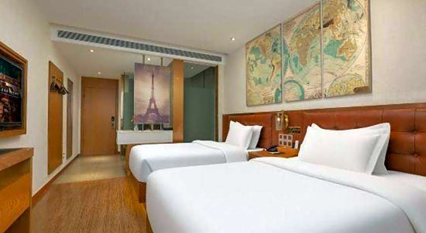James Joyce Coffetel Shijiazhuang the Mixc Jinyuan Tower Airport Bus