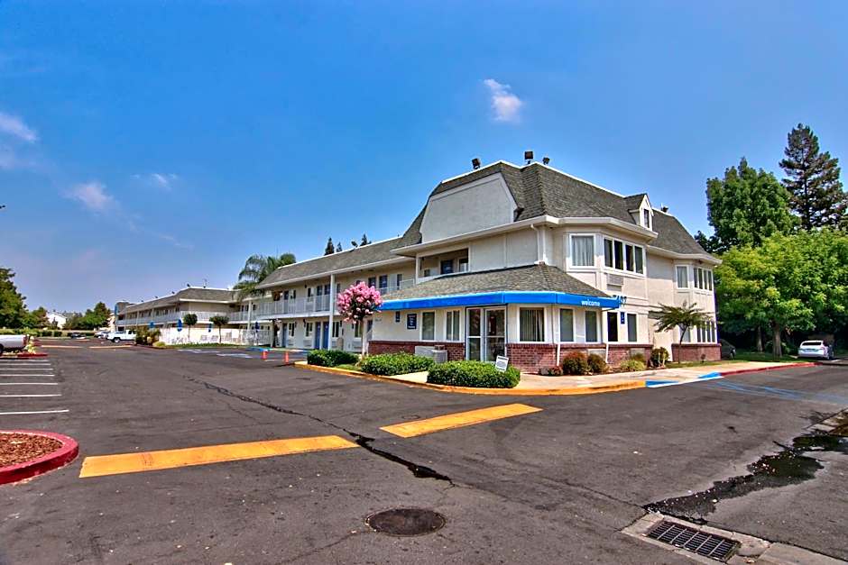 Motel 6-Sacramento, CA - South