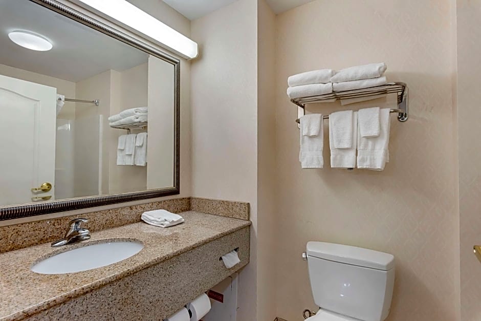 Photo 1 of 6 of 2 Queen Beds Suite
