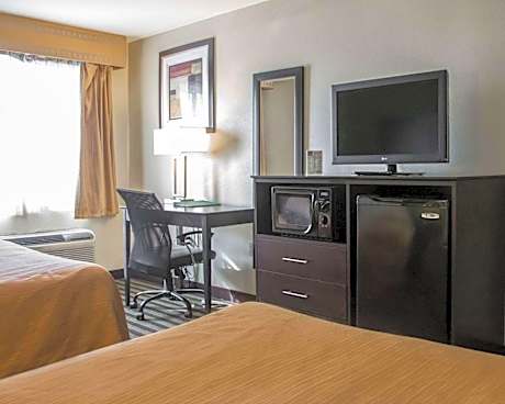 Queen Room with Two Queen Beds