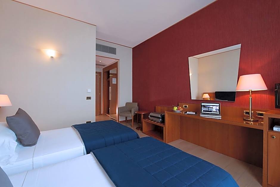 Cdh Hotel Parma & Congressi