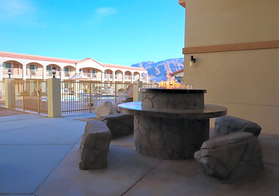 Oasis Inn and Suites 29 Palms Hotel Joshua Tree National Park