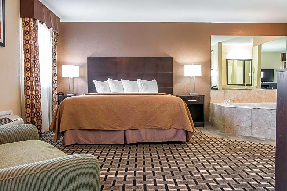 Quality Inn Grand Rapids South-Byron Center